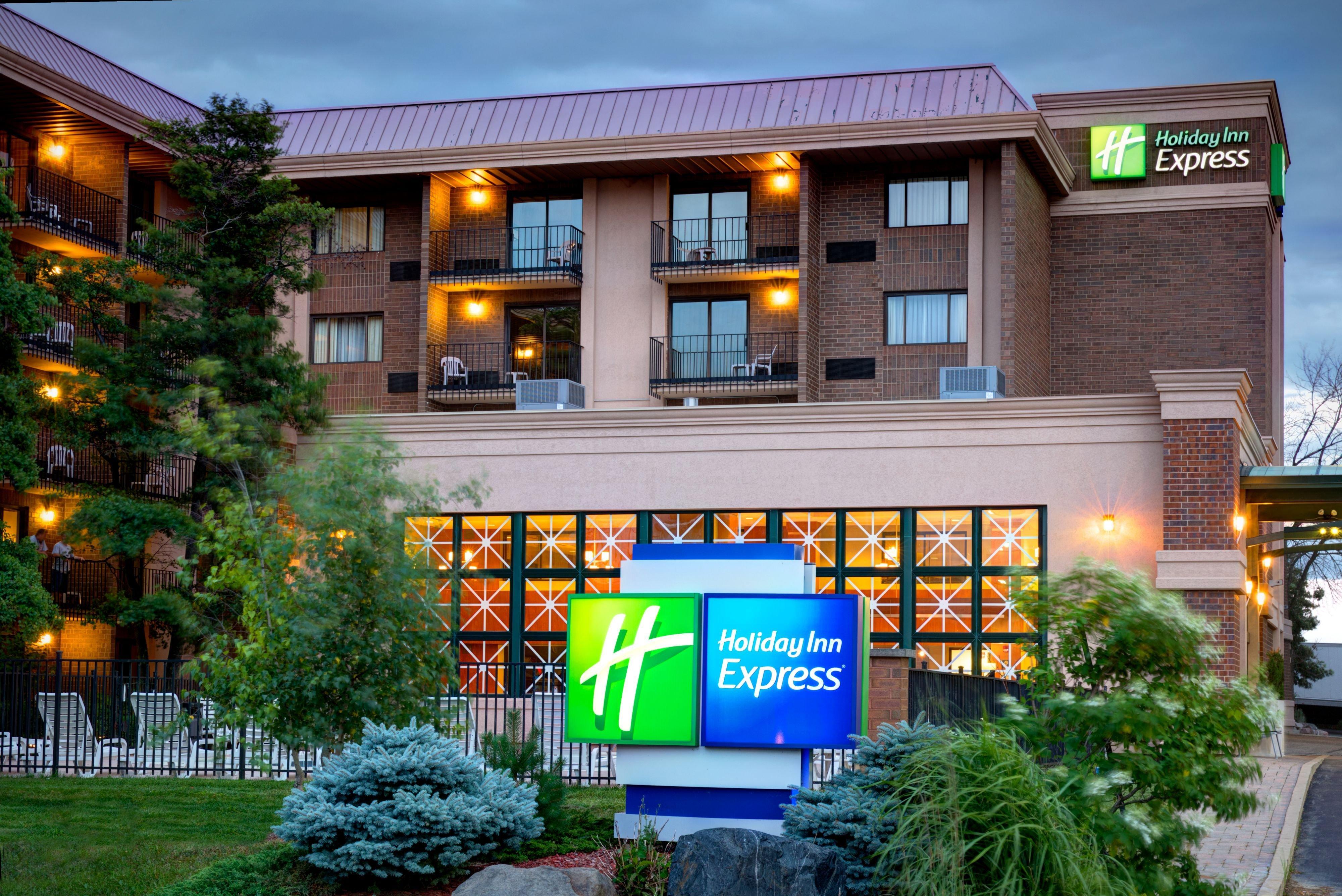 Holiday Inn Express Schaumburg-Rolling Meadows By Ihg Luaran gambar